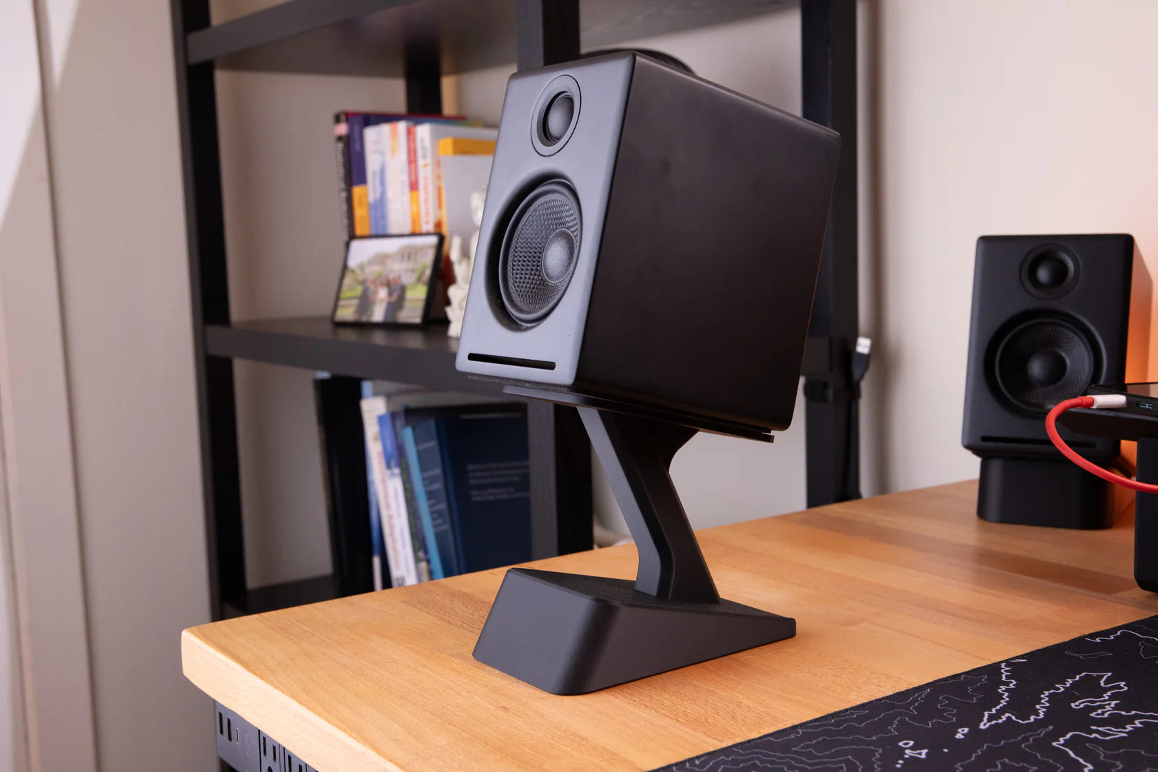 Speaker Stand